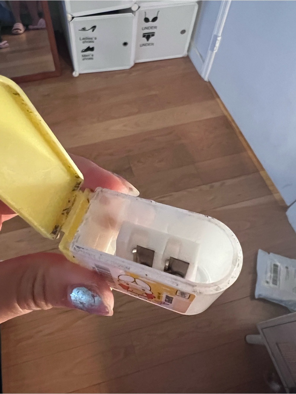Cute Yellow Rabbit Pencil Sharpener - Picture 2 of 2